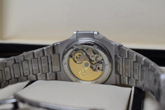 Patek Philippe nautilus black dial acciaio